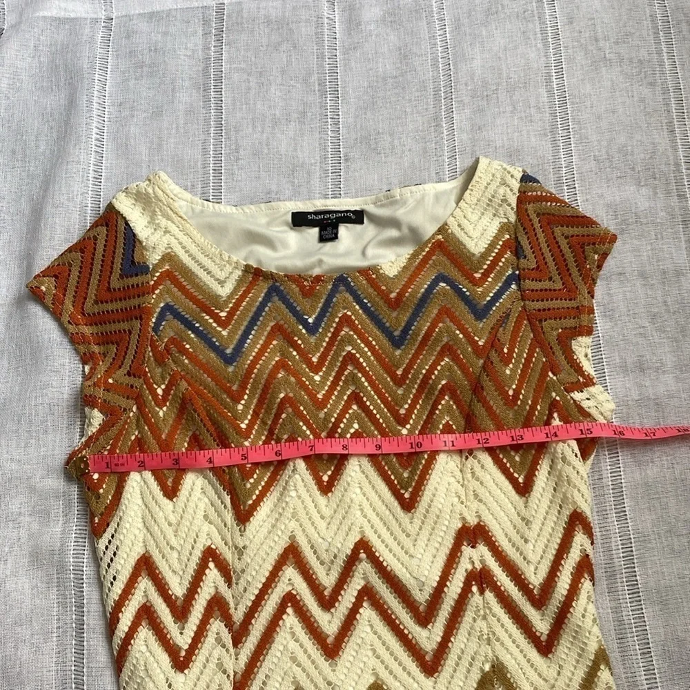 Sharagano crochet NWOT shortsleeved dress in earth tones. - Picture 9 of 17
